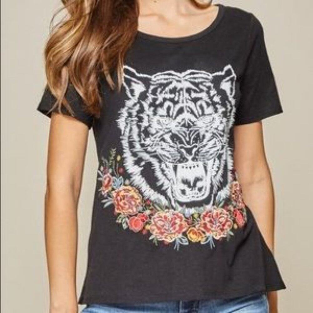 Savanna Jane Black Embroidered Tiger Graphic Tee Size S
